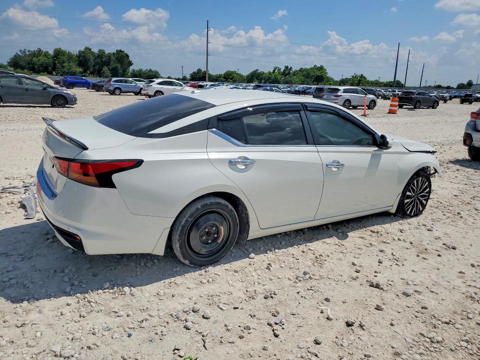 Photo 3 from auction – 2023 NISSAN ALTIMA with VIN 1N4BL4DVXPN391237
