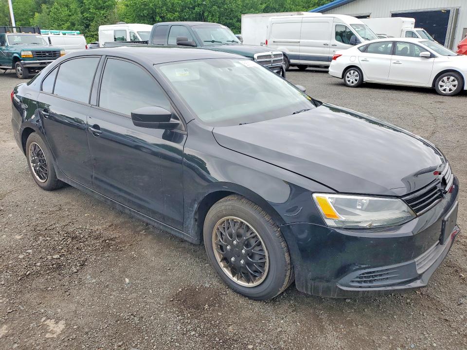 Photo 4 from auction – 2014 VOLKSWAGEN JETTA with VIN 3VW2K7AJ5EM417635