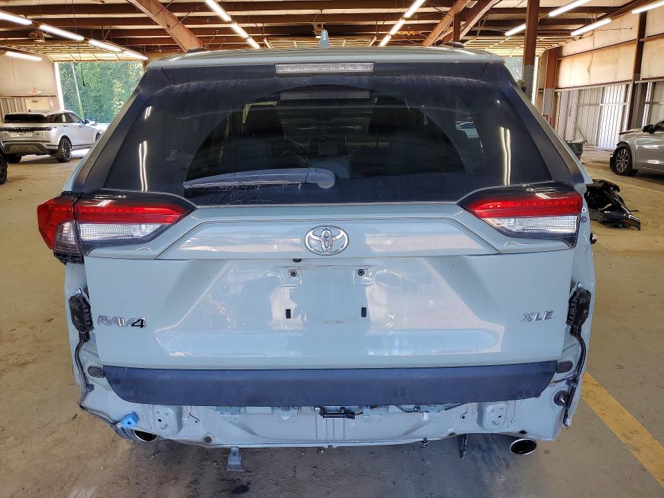 Photo 6 from auction – 2022 TOYOTA RAV4 with VIN JTMC1RFV0ND086217