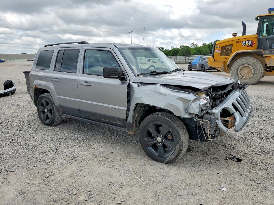 Снимка 4 от търг – 2016 JEEP PATRIOT с VIN 1C4NJRFB6GD522568