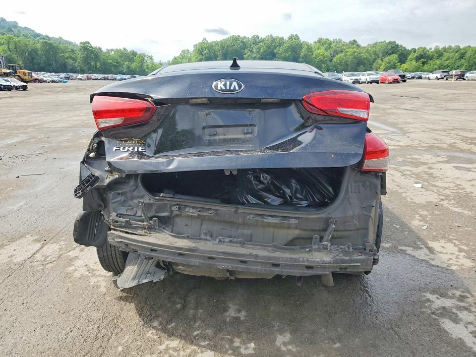 Photo 6 from auction – 2017 KIA FORTE with VIN 3KPFK4A76HE053635