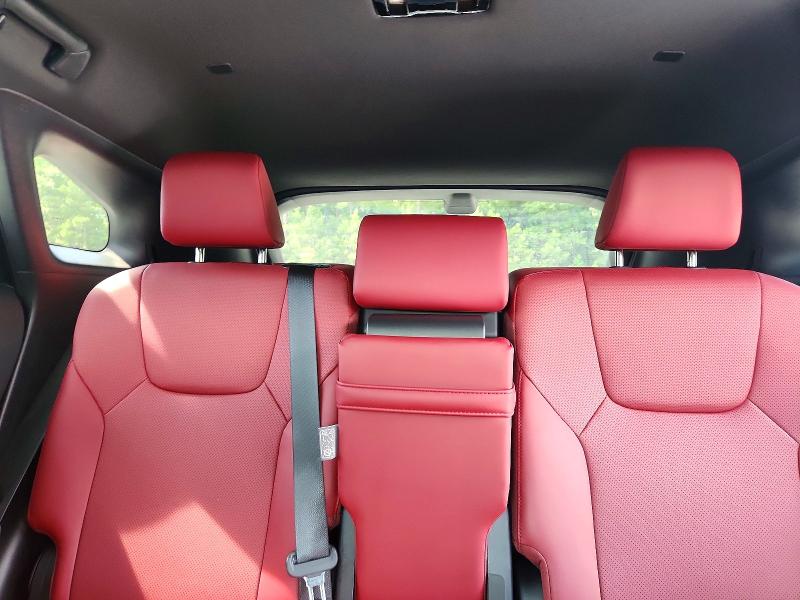 Photo 10 from auction – 2023 LEXUS RX 350 with VIN 2T2BAMCA8PC003144