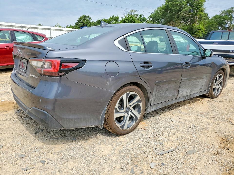 Photo 3 from auction – 2022 SUBARU LEGACY with VIN 4S3BWAN67N3026305