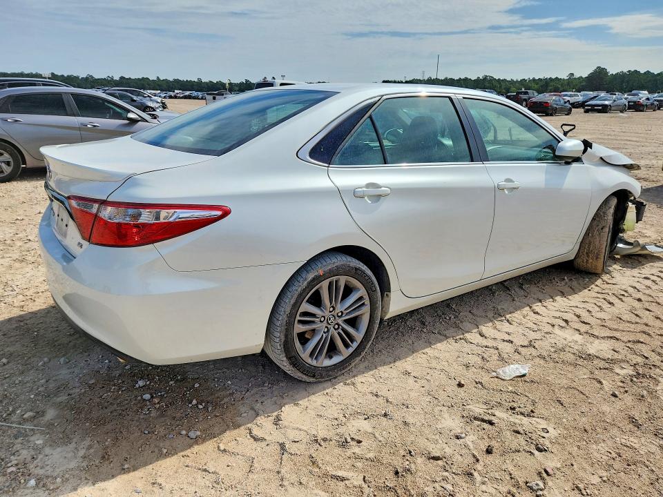 Photo 3 from auction – 2017 TOYOTA CAMRY with VIN 4T1BF1FKXHU287191