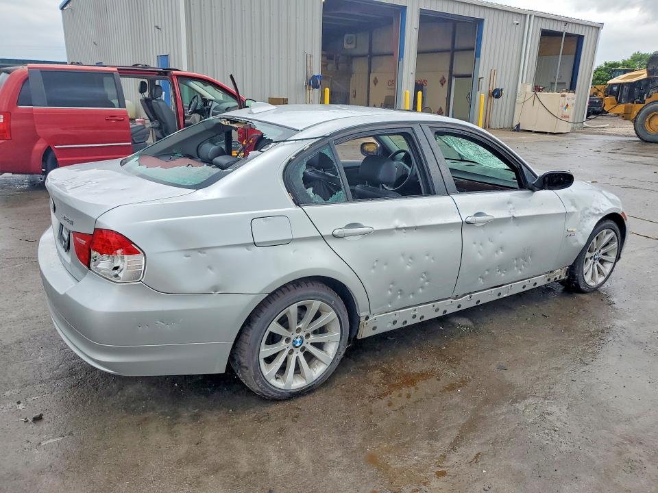 Photo 3 from auction – 2011 BMW 328 with VIN WBAPK5G51BNN81664