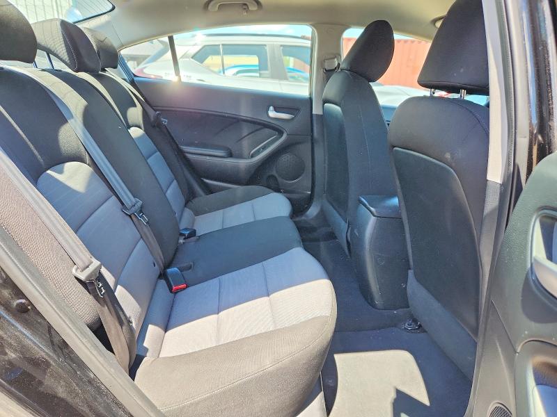 Photo 10 from auction – 2016 KIA FORTE with VIN KNAFX4A67G5615638