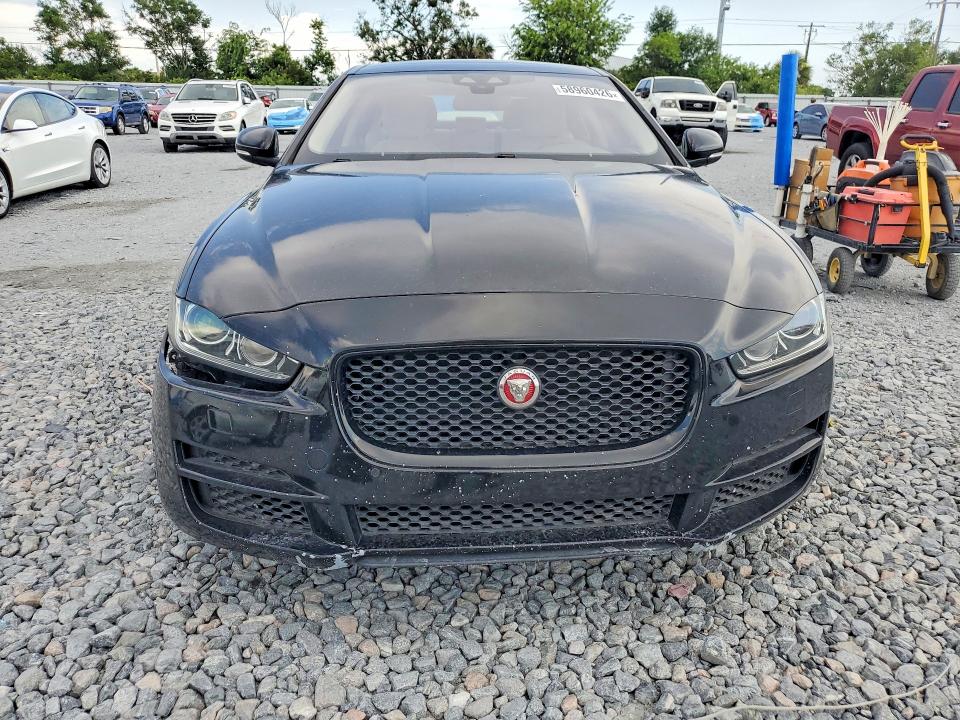 Photo 5 from auction – 2018 JAGUAR XE with VIN SAJAD4EV9JCP25828