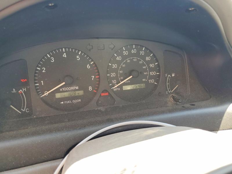 Photo 9 from auction – 2001 TOYOTA COROLLA with VIN 1NXBR12E51Z556517