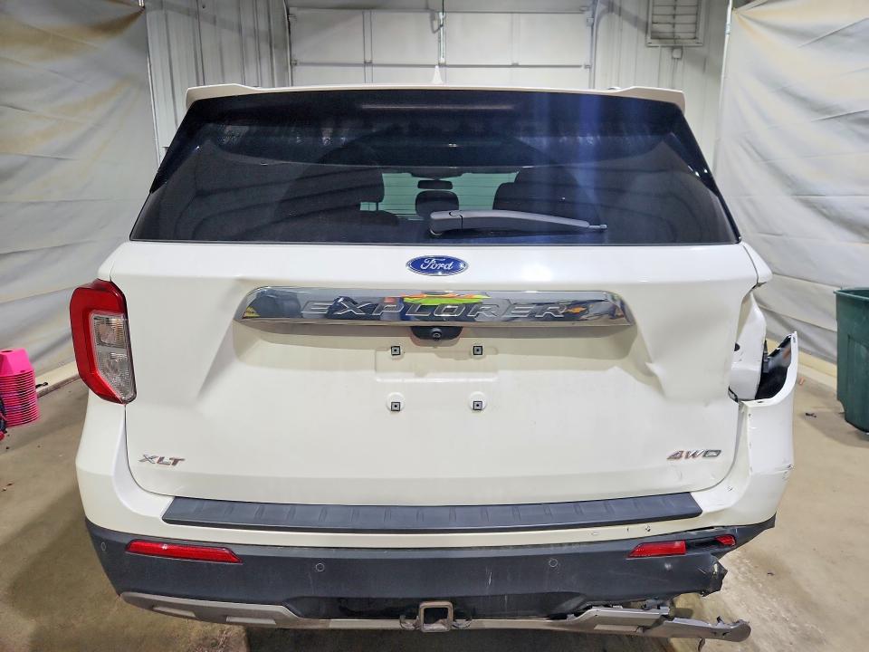 Photo 6 from auction – 2021 FORD EXPLORER with VIN 1FMSK8DH4MGB56505
