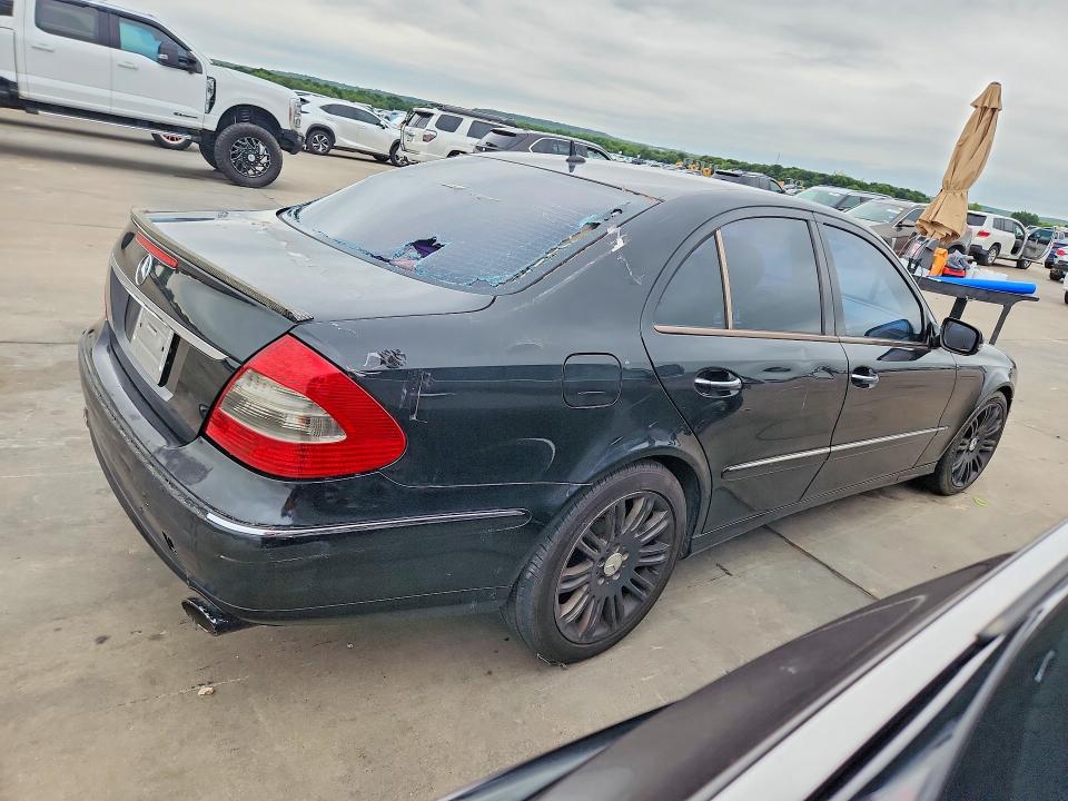 Photo 3 from auction – 2007 MERCEDES-BENZ E with VIN WDBUF56X57B111271