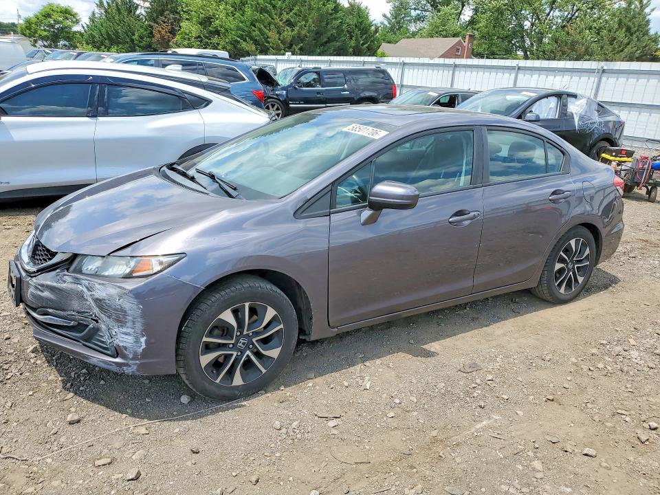 HONDA CIVIC 2015 con VIN 19XFB2F88FE027850 - Foto de la subasta