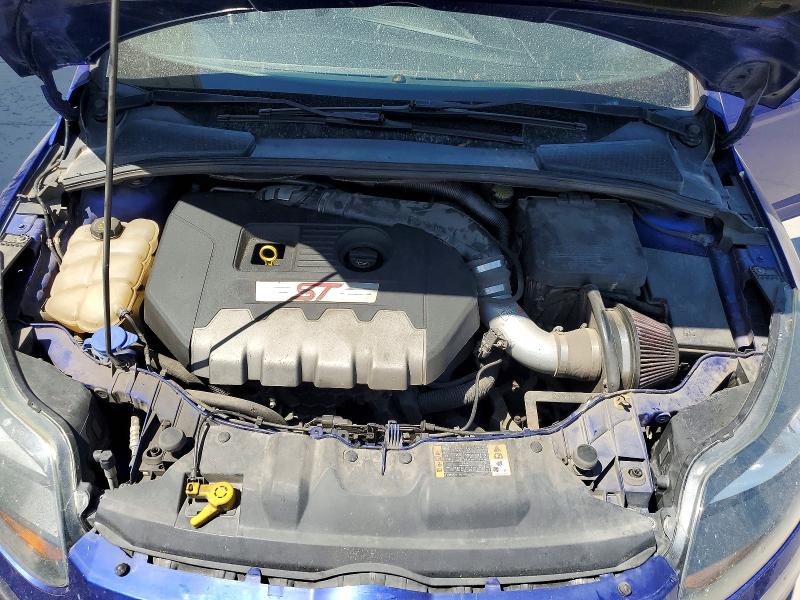 Photo 11 from auction – 2014 FORD FOCUS with VIN 1FADP3L95EL391926
