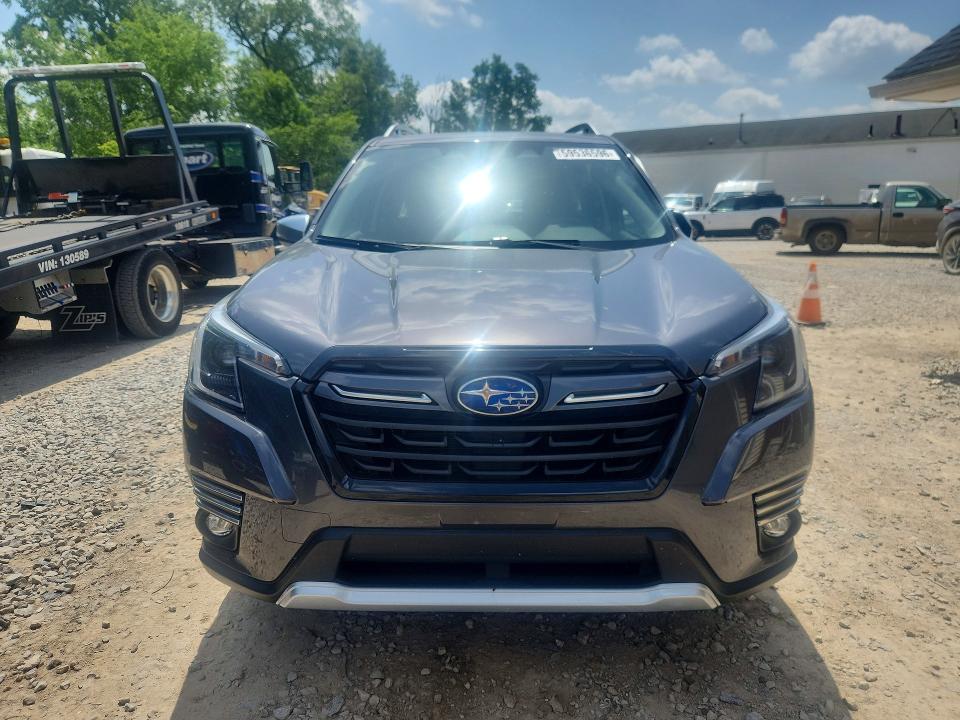 Photo 5 from auction – 2023 SUBARU FORESTER with VIN JF2SKARCXPH416642