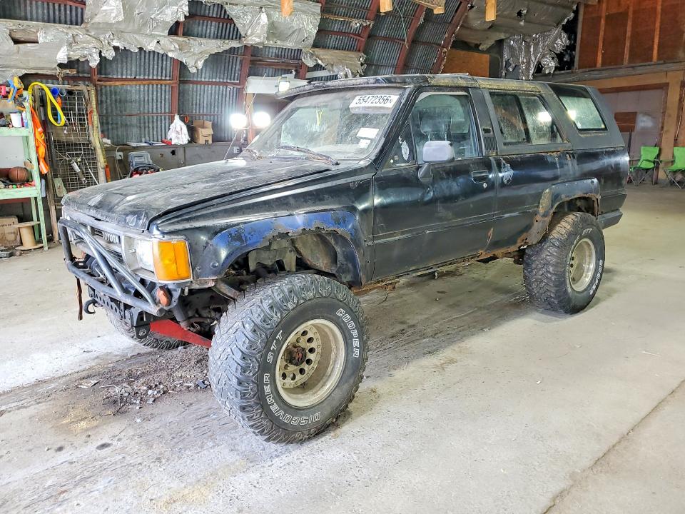 TOYOTA 4RUNNER 1986 with VIN JT4RN62D7G0075302 - Photo from auction