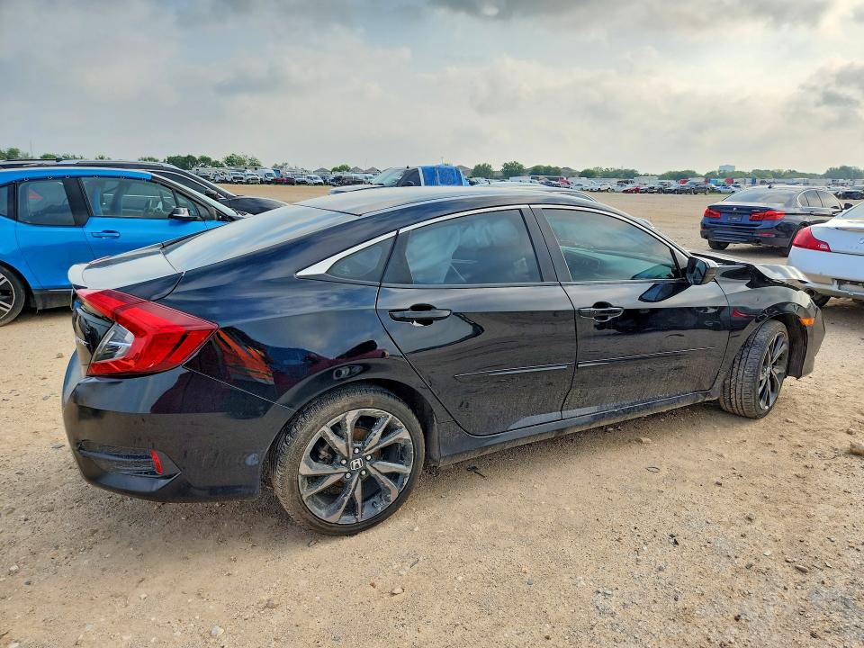 Photo 3 from auction – 2019 HONDA CIVIC with VIN 19XFC2F83KE047544