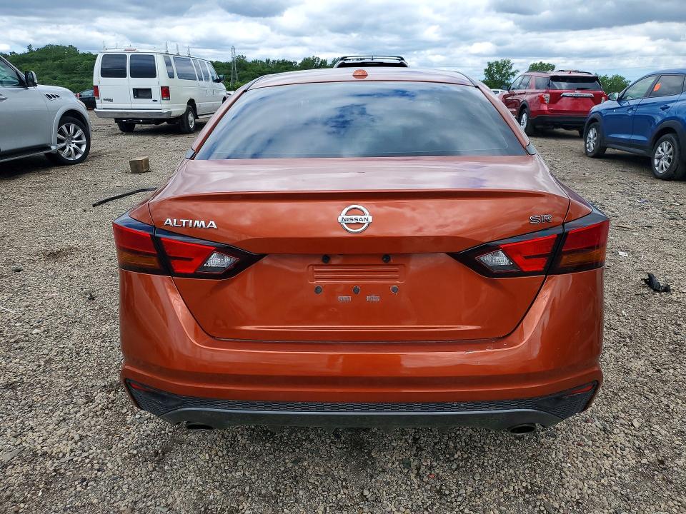 Photo 6 from auction – 2019 NISSAN ALTIMA with VIN 1N4BL4CV9KC111698