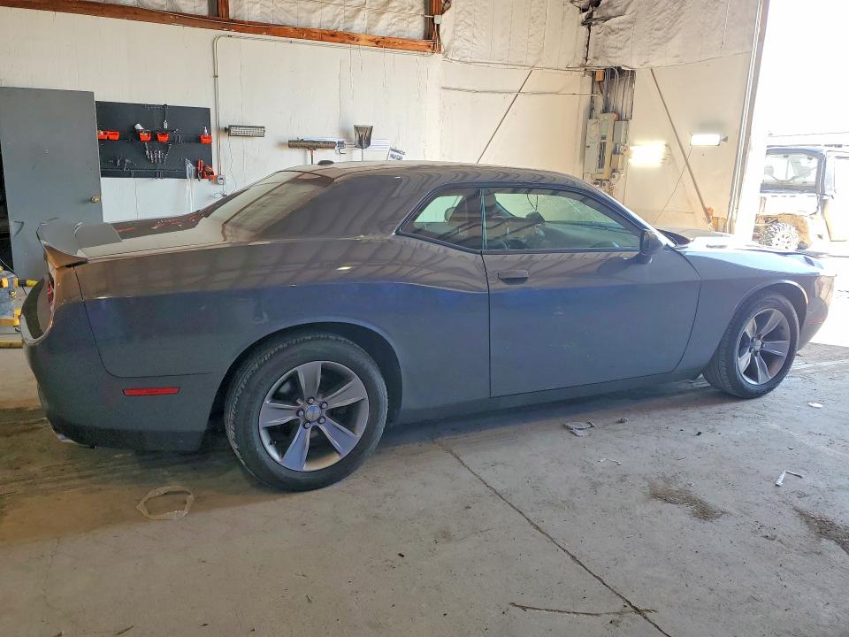 Photo 3 from auction – 2019 DODGE CHALLENGER with VIN 2C3CDZAG6KH680247