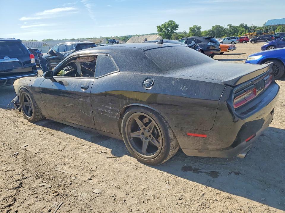 Photo 2 from auction – 2016 DODGE CHALLENGER with VIN 2C3CDZFJ6GH137430