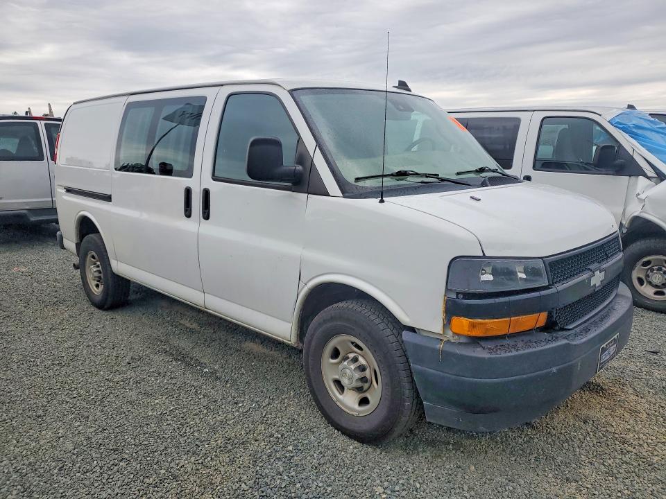Photo 4 from auction – 2021 CHEV EXPRESS G2500 with VIN 1GCWGAFP3M1228090