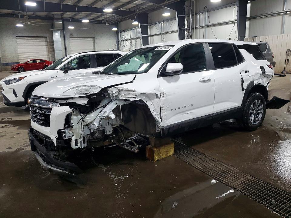CHEVROLET EQUINOX 2026 with VIN 3GNAXPEG6TL288555 - Photo from auction
