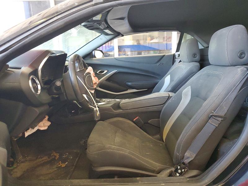 Photo 7 from auction – 2020 CHEVROLET CAMARO with VIN 1G1FB3DS8L0106727