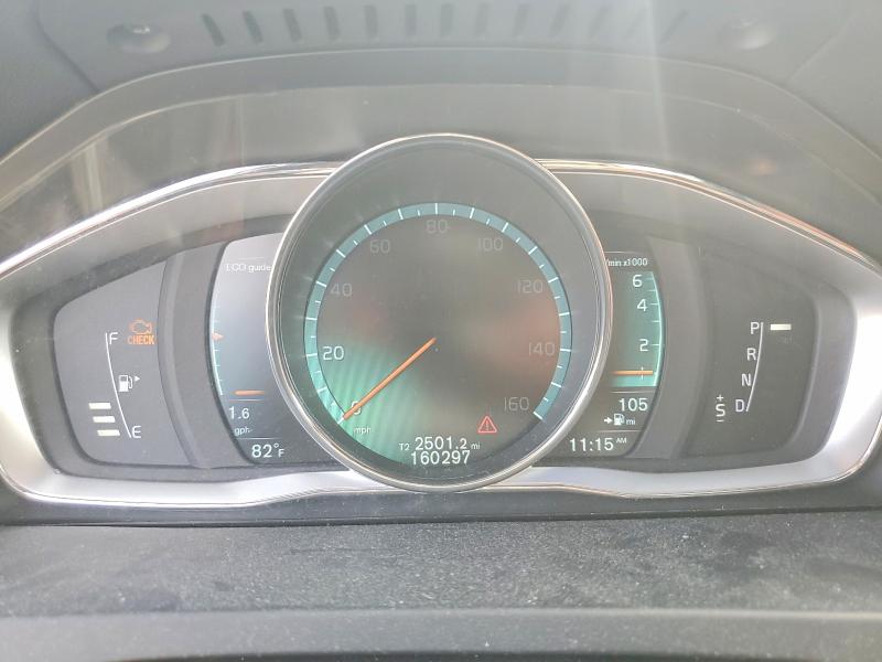 Photo 9 from auction – 2015 VOLVO S60 with VIN YV1612TK9F2354154