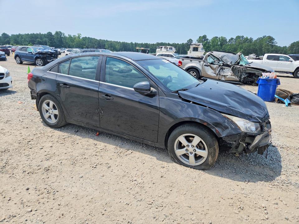 Photo 4 from auction – 2015 CHEVROLET CRUZE with VIN 1G1PC5SB8F7250600