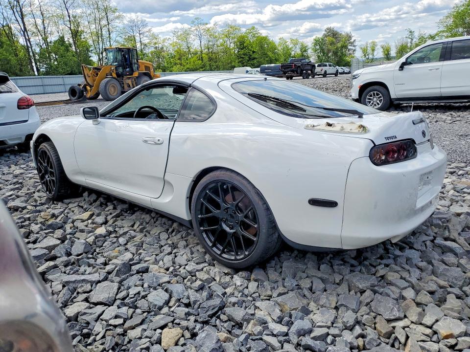 Photo 2 from auction – 1998 TOYOTA SUPRA with VIN JT2DE82A8W1001626