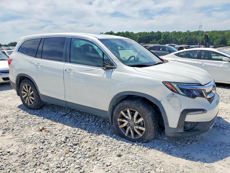 Photo 4 from auction – 2021 HONDA PILOT with VIN 5FNYF5H53MB018224