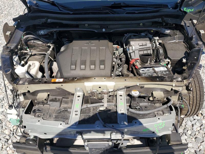 Photo 12 from auction – 2024 MITSUBISHI ECLIPSE CROSS with VIN JA4ATWAAXRZ001035