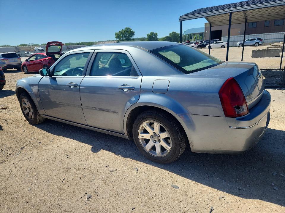 Photo 2 from auction – 2006 CHRYSLER 300 with VIN 2C3KA53G46H525762