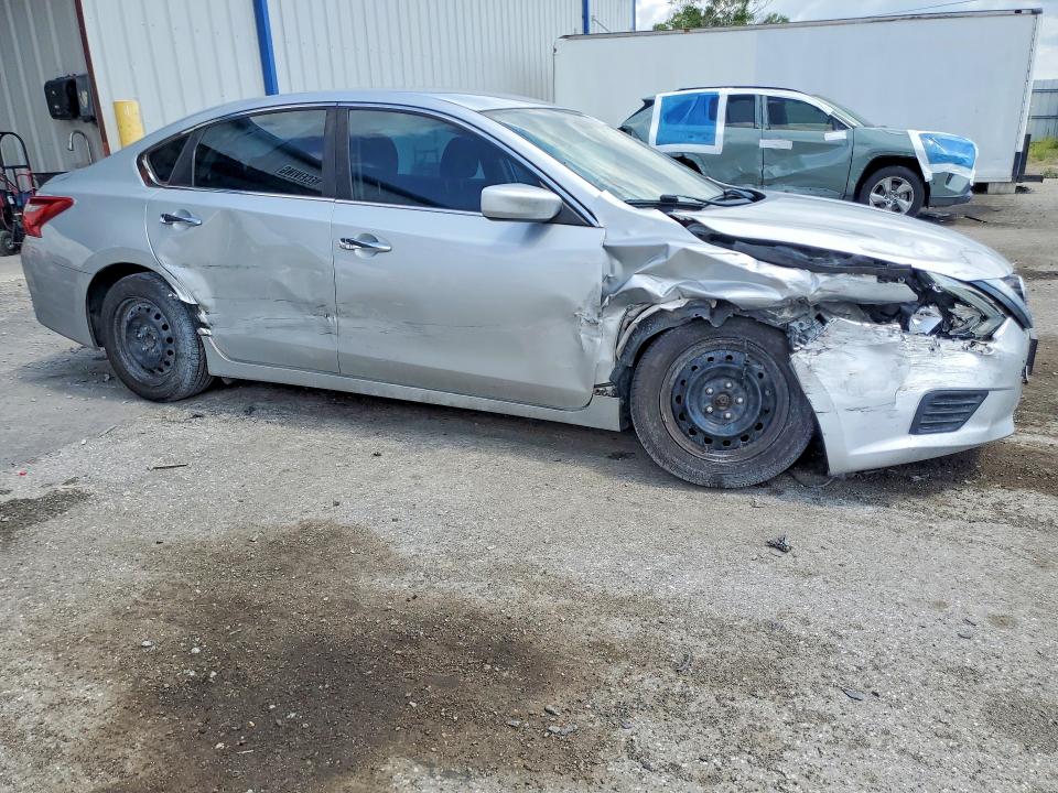 Photo 4 from auction – 2018 NISSAN ALTIMA with VIN 1N4AL3AP4JC138588