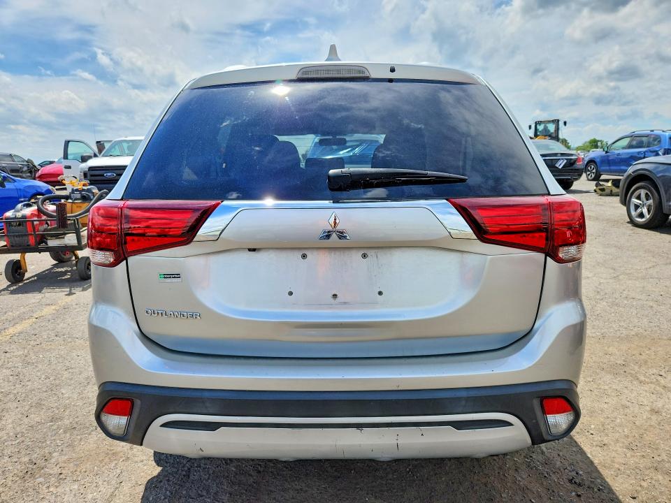 Photo 6 from auction – 2020 MITSUBISHI OUTLANDER with VIN JA4AD2A35LZ041991