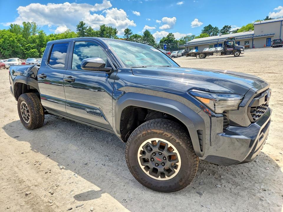 Photo 4 from auction – 2024 TOYOTA TACOMA with VIN 3TYLB5JN8RT003631