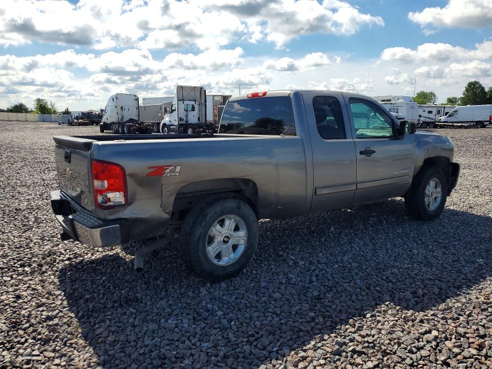 Photo 3 from auction – 2012 CHEVROLET SILVERADO with VIN 1GCRKSE75CZ230085