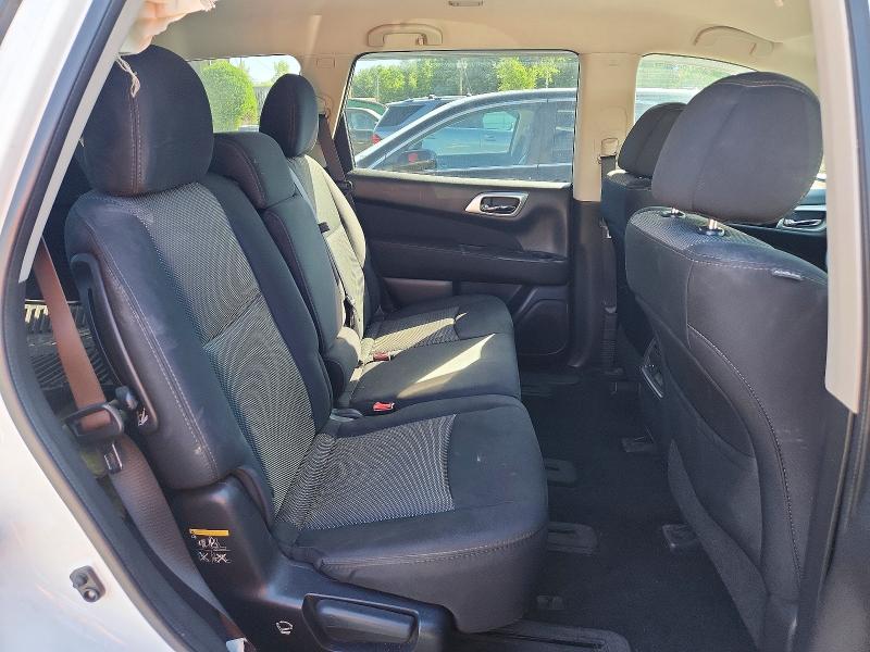 Photo 11 from auction – 2017 NISSAN PATHFINDER with VIN 5N1DR2MM4HC913219