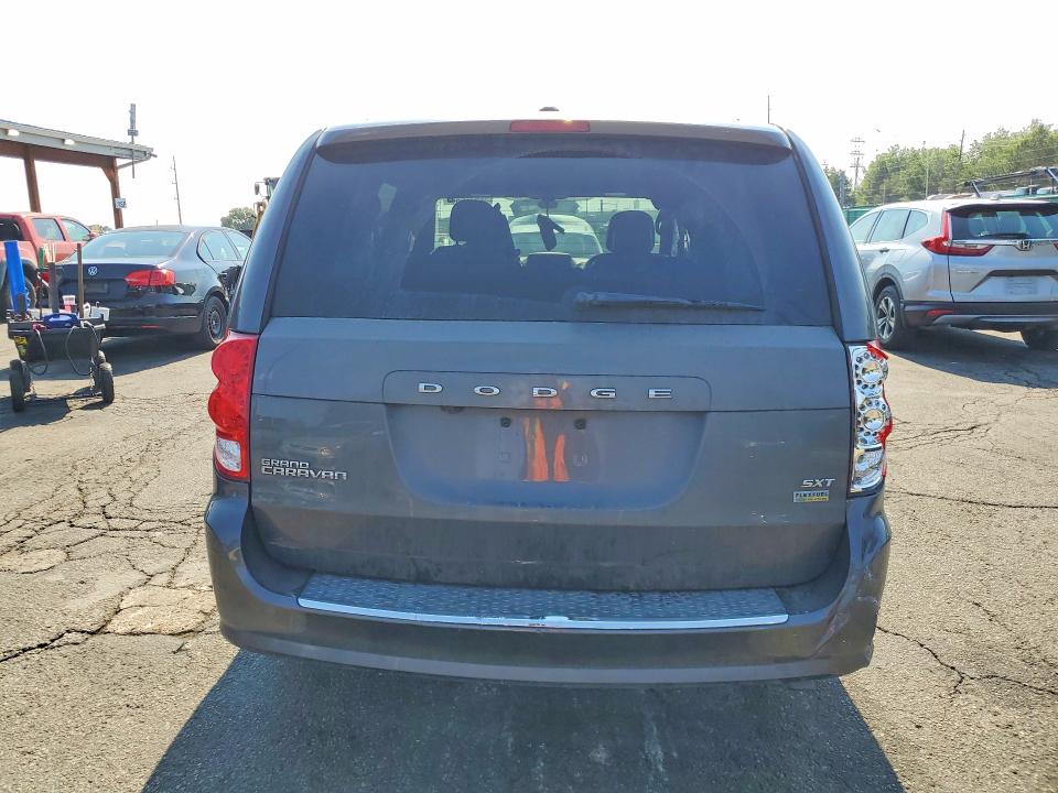 Photo 6 from auction – 2019 DODGE GRAND CARAVAN with VIN 2C4RDGCG1KR660084