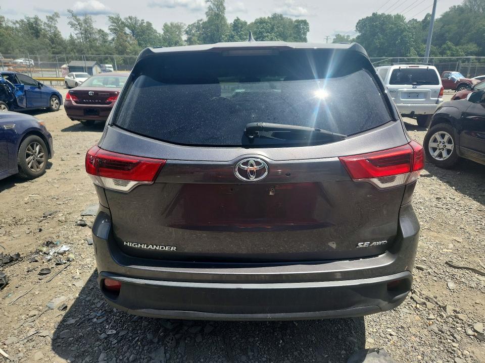 Foto 6 de la subasta – 2017 TOYOTA HIGHLANDER con VIN 5TDJZRFH8HS393282