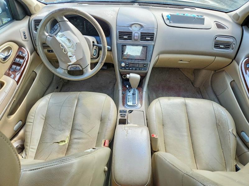 Photo 8 from auction – 2001 INFINITI I30 with VIN JNKCA31A71T027309