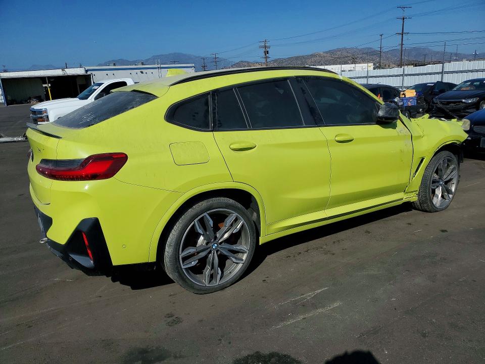 Photo 3 from auction – 2023 BMW X4 with VIN 5YM23EC05P9T15821