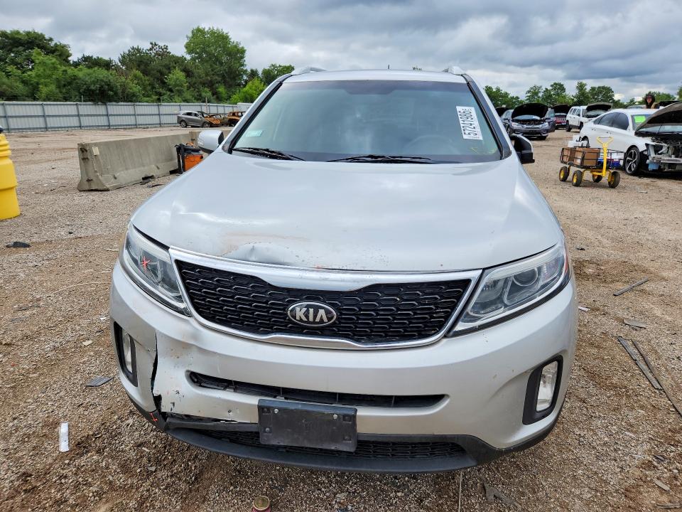Photo 5 from auction – 2014 KIA SORENTO with VIN 5XYKT3A62EG437195