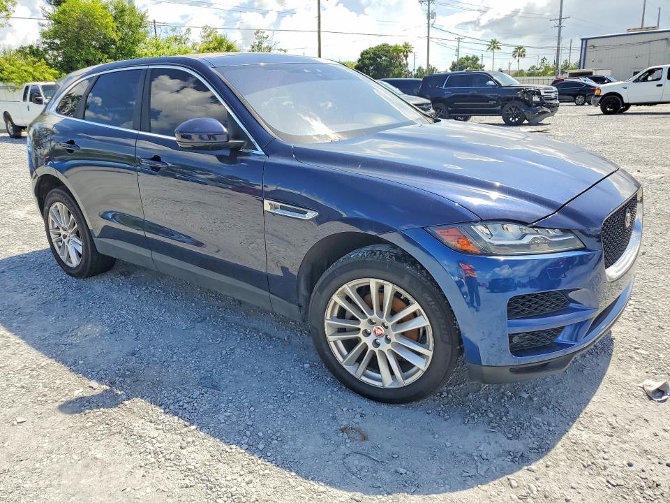 Photo 4 from auction – 2018 JAGUAR F-PACE with VIN SADCK2FX0JA266724