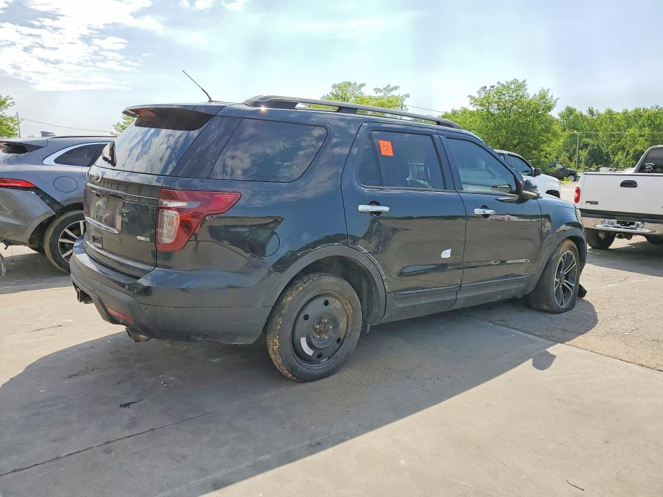 Снимка 3 от търг – 2014 FORD EXPLORER с VIN 1FM5K8GT8EGC15019