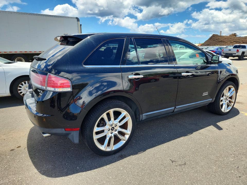 Photo 3 from auction – 2010 LINCOLN MKX with VIN 2LMDJ8JC4ABJ16873