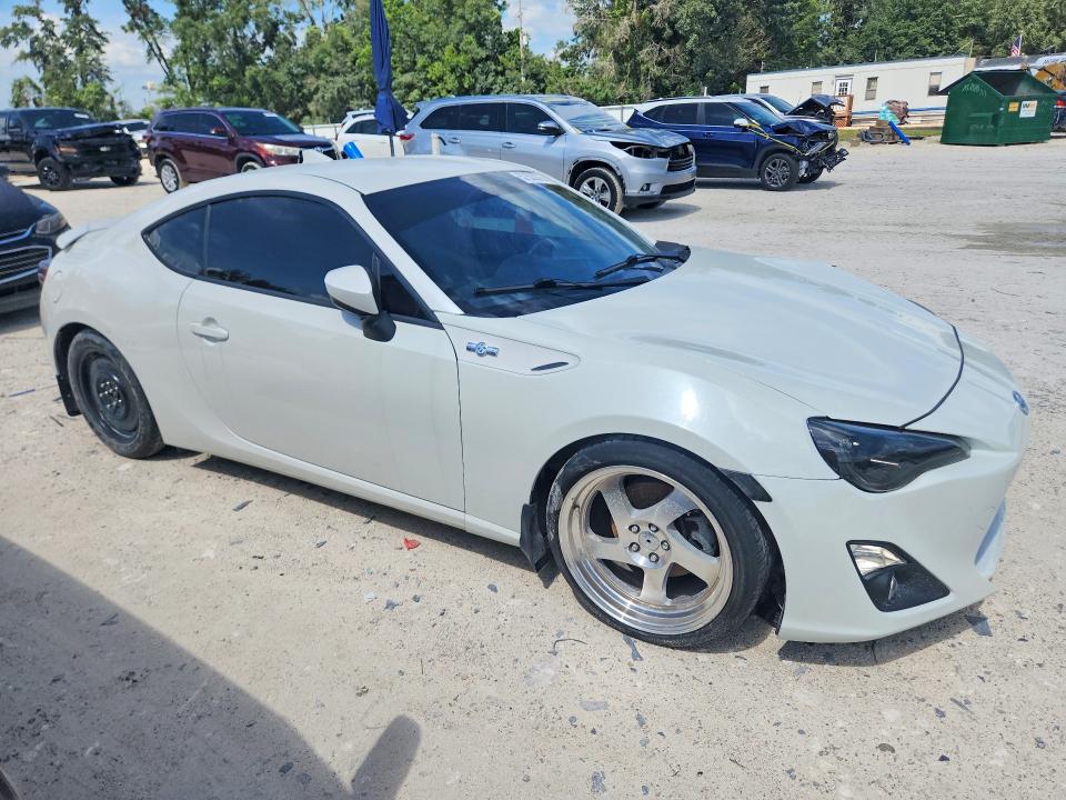 صورة رقم 4 من المزاد - 2015 SCION FR-S مع VIN JF1ZNAA11F9702103