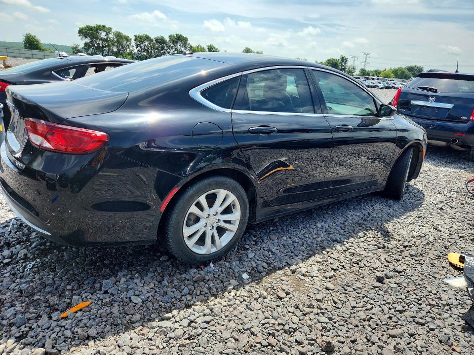 Photo 3 from auction – 2015 CHRYSLER 200 with VIN 1C3CCCAB8FN621301