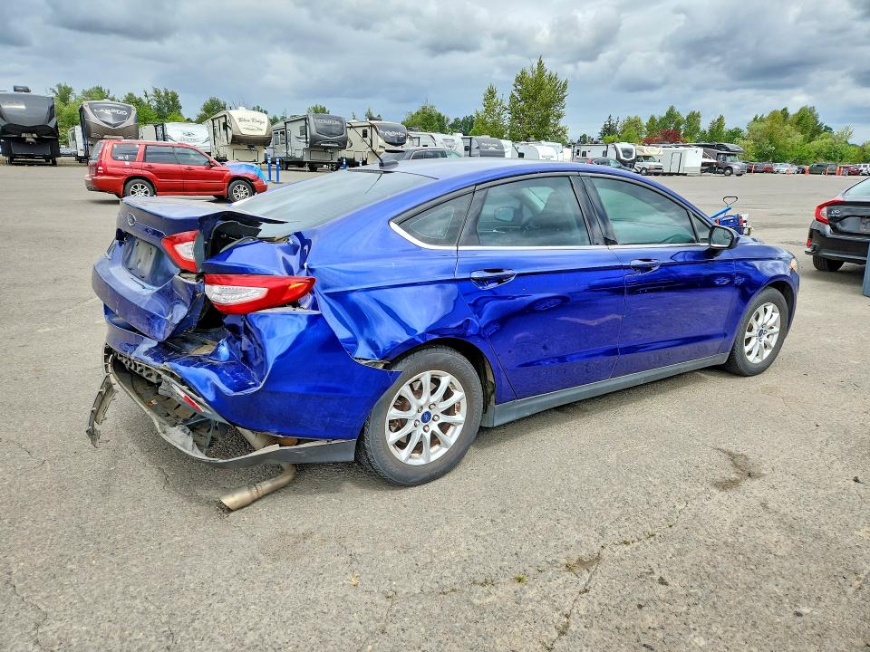 Photo 3 from auction – 2016 FORD FUSION with VIN 3FA6P0G72GR250980