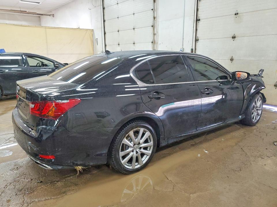 Photo 3 from auction – 2014 LEXUS GS with VIN JTHCE1BL9E5026875