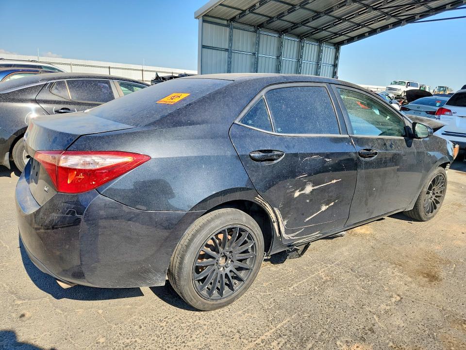 Photo 3 from auction – 2018 TOYOTA COROLLA with VIN 2T1BURHE0JC066251