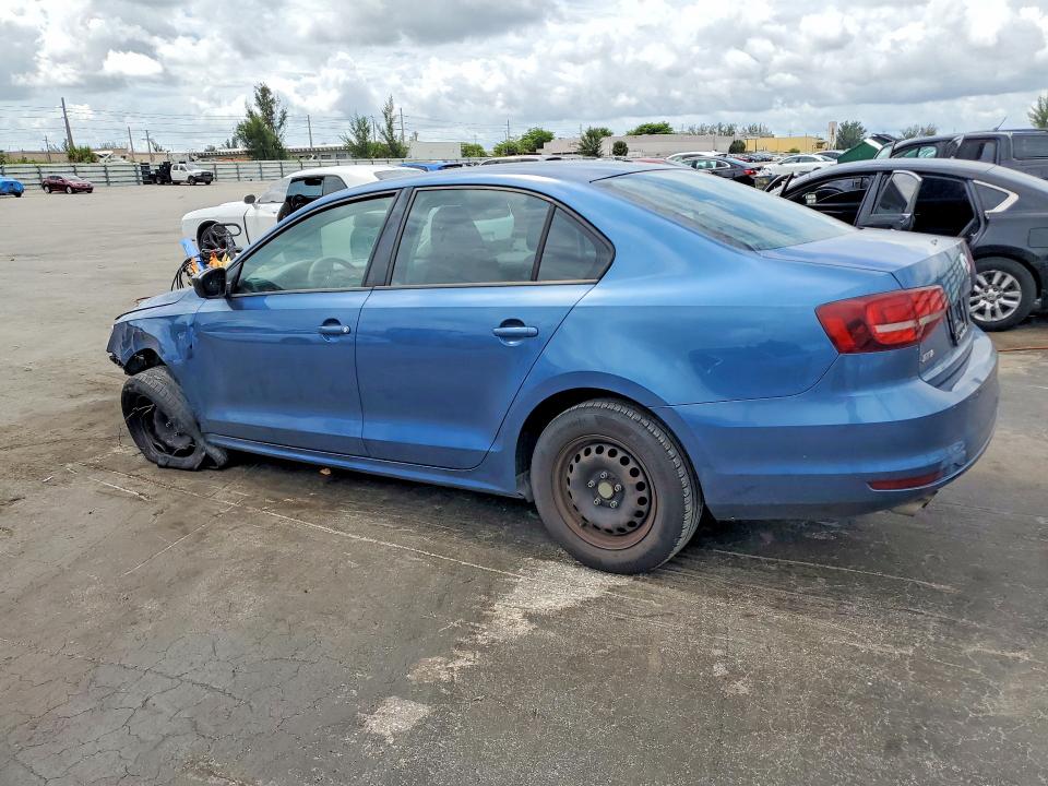 Photo 2 from auction – 2016 VOLKSWAGEN JETTA with VIN 3VW267AJ3GM355014